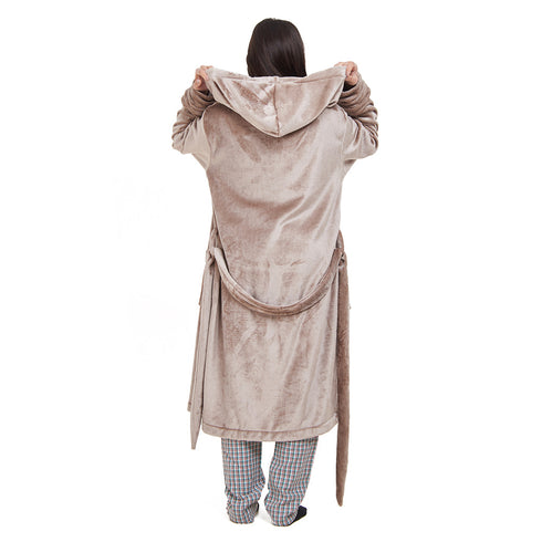 Snuggs Blanket Robe Cafe